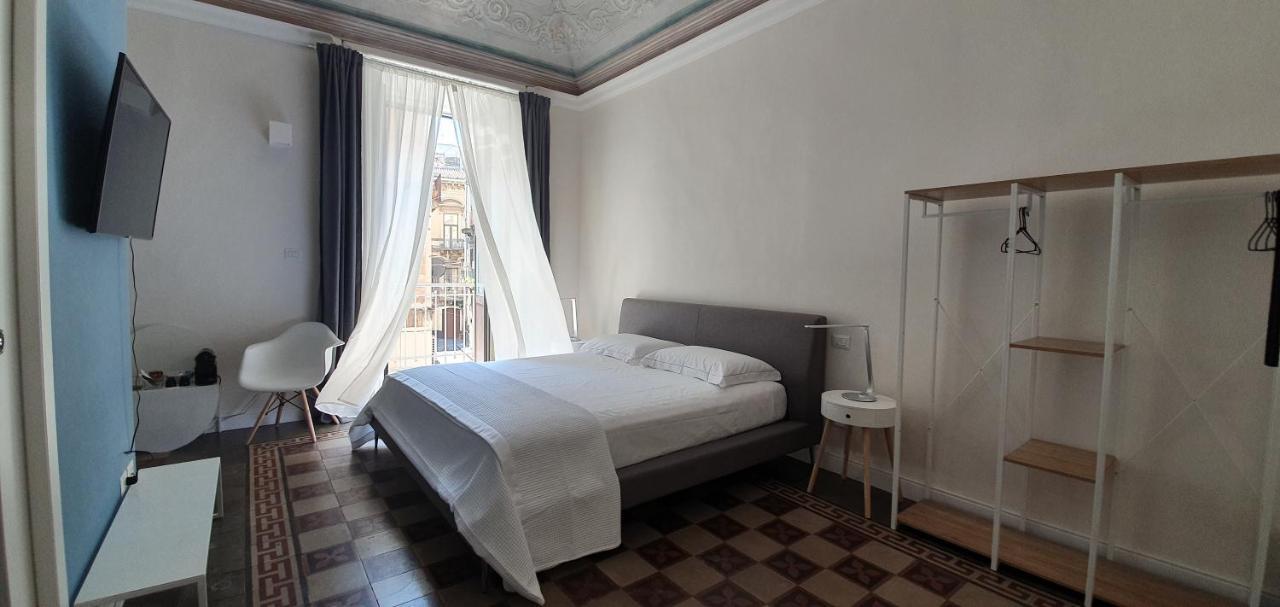 Palazzo del Verga Aeroporto di Catania Fontana Rossa Esterno foto