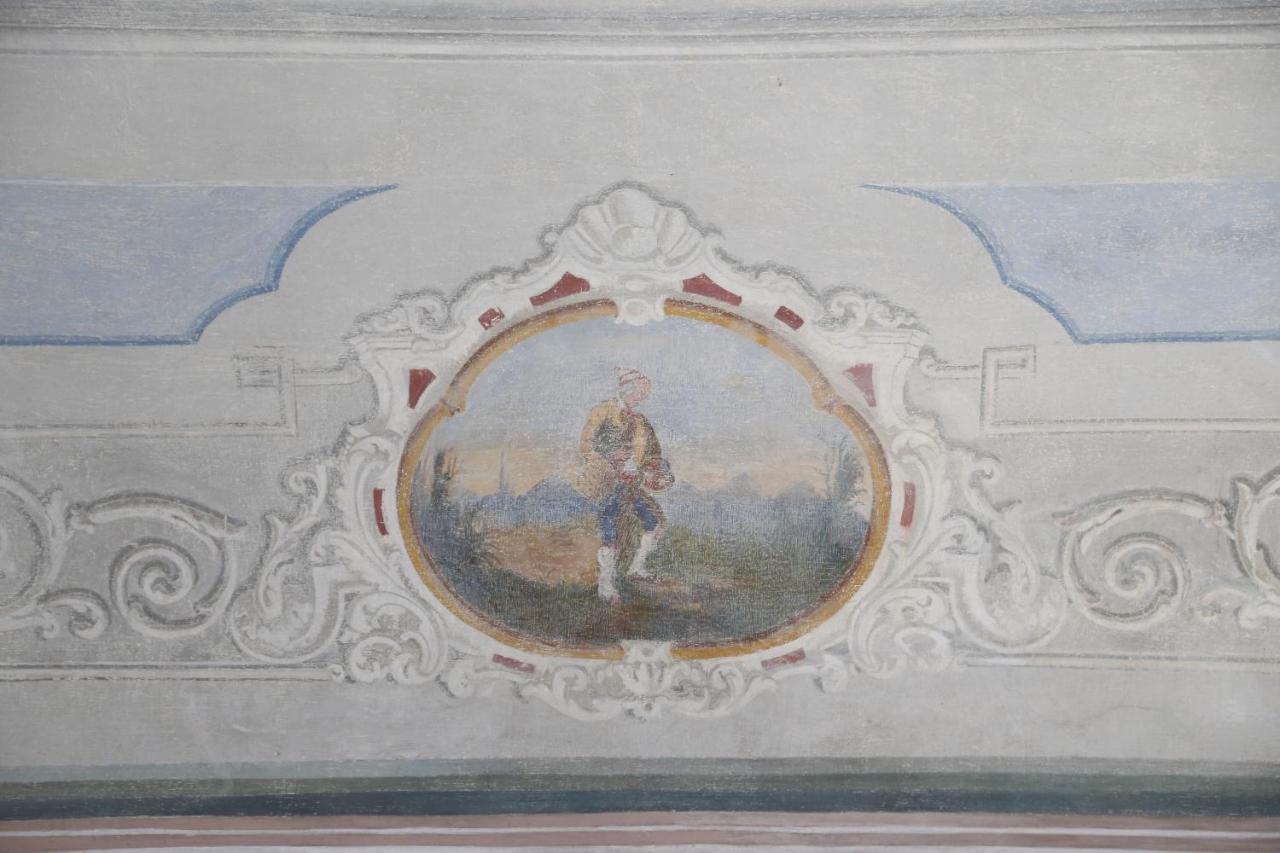 Palazzo del Verga Aeroporto di Catania Fontana Rossa Esterno foto